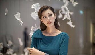 李嘉欣生活照采访,揭秘女神的日常时光